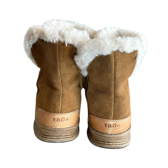 TAOS Future Mid Women's Size 11 Chestnut Brown Suede Faux Fur Lining Bootie - Picture 4 of 9